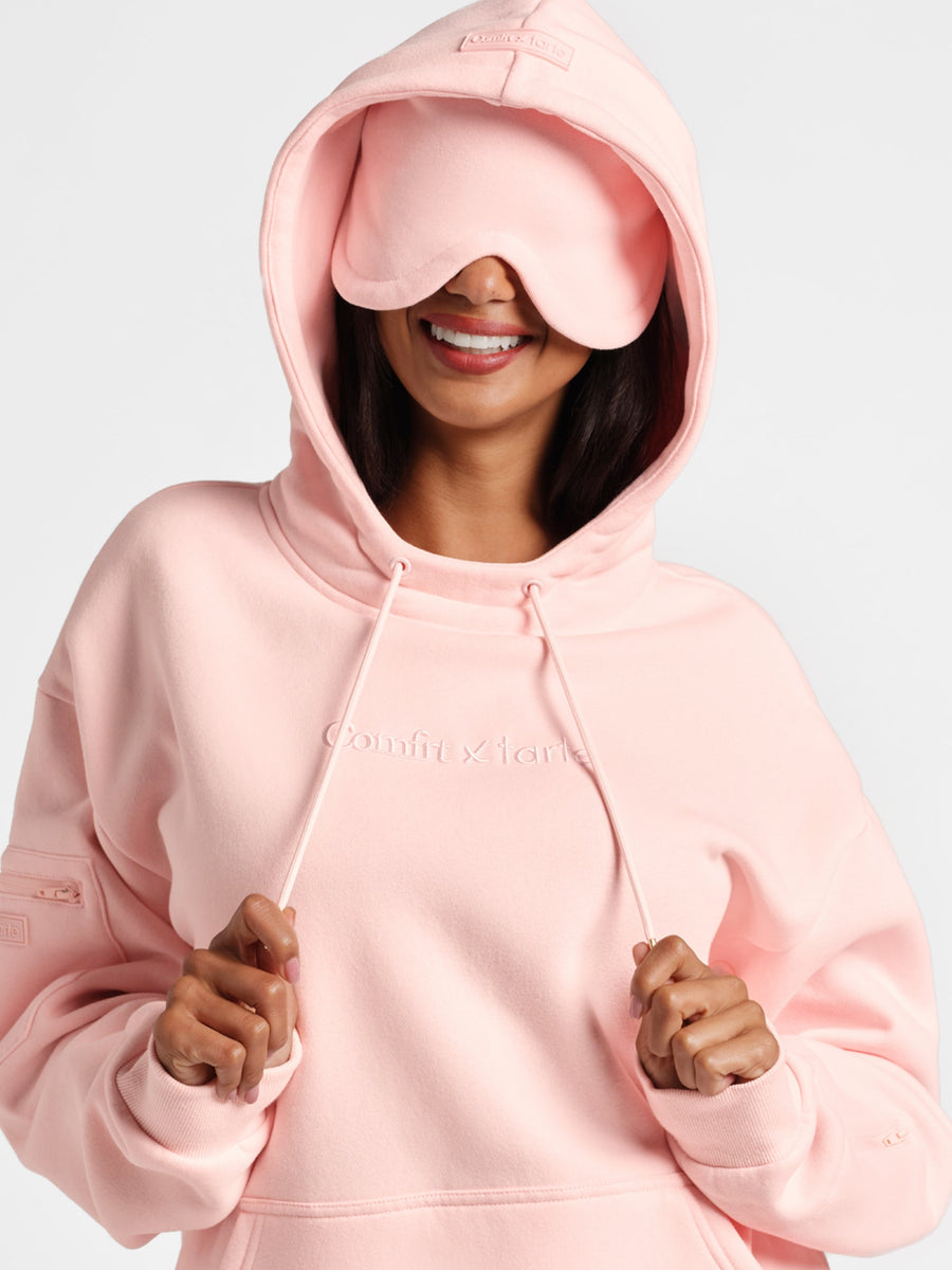 tarte x Comfrt airplane mode travel hoodie coverage result